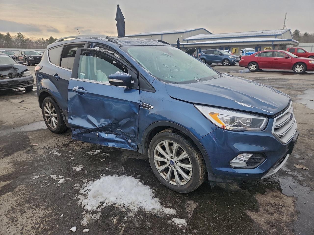Ford Escape Titanium Image 5