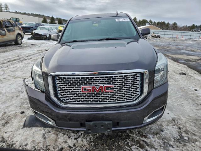 GMC Yukon Denali Image 6