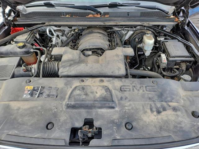 GMC Yukon Denali Image 12