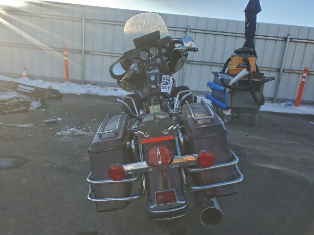 Harley-Davidson Fl Image 4