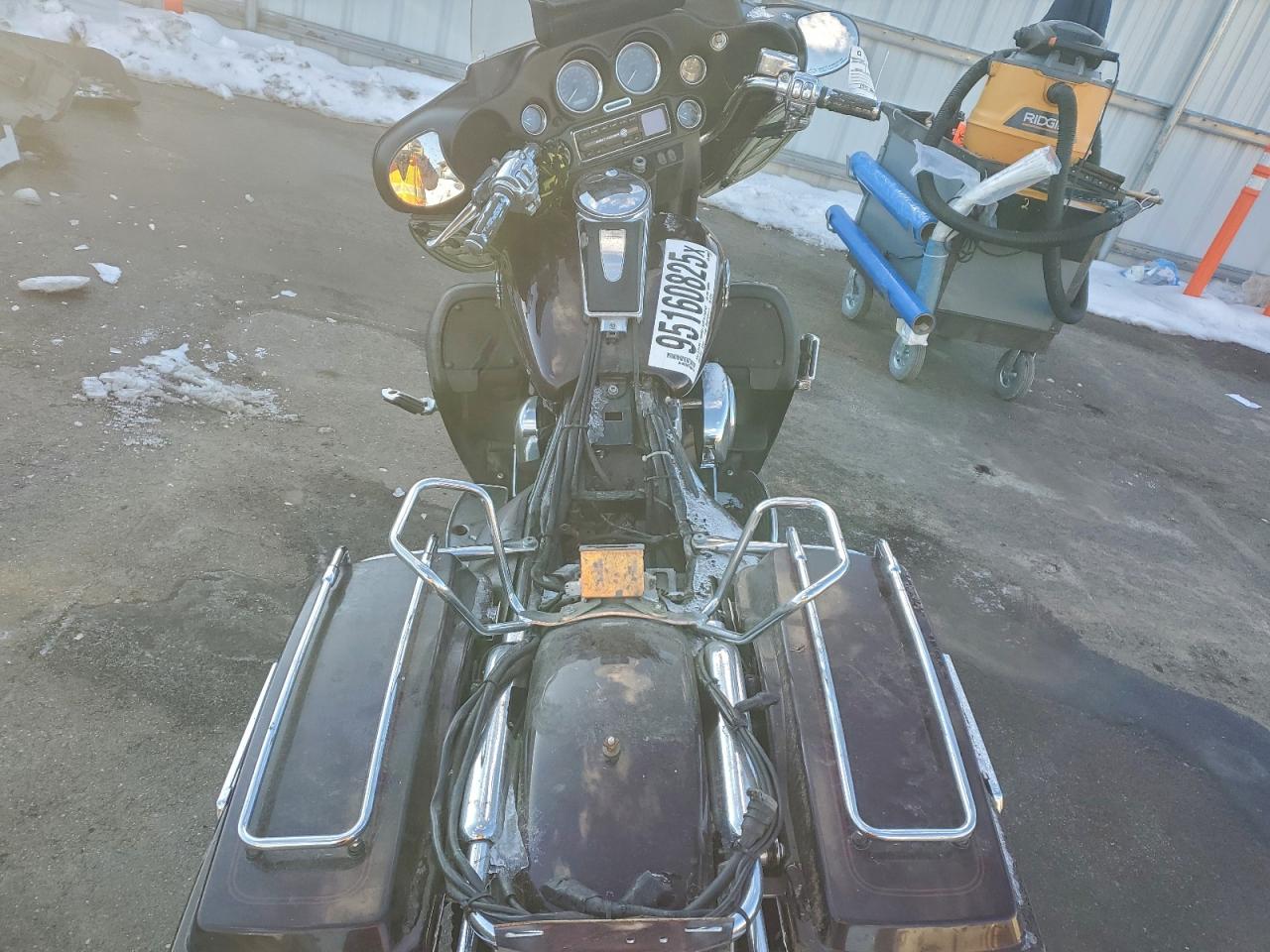 Harley-Davidson Fl Image 6