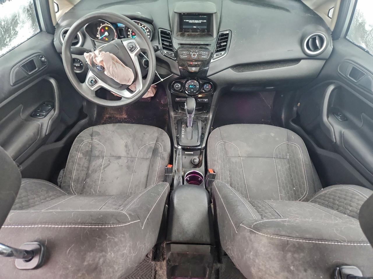 Ford Fiesta Se Image 9