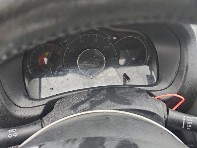 Nissan Versa S Image 8