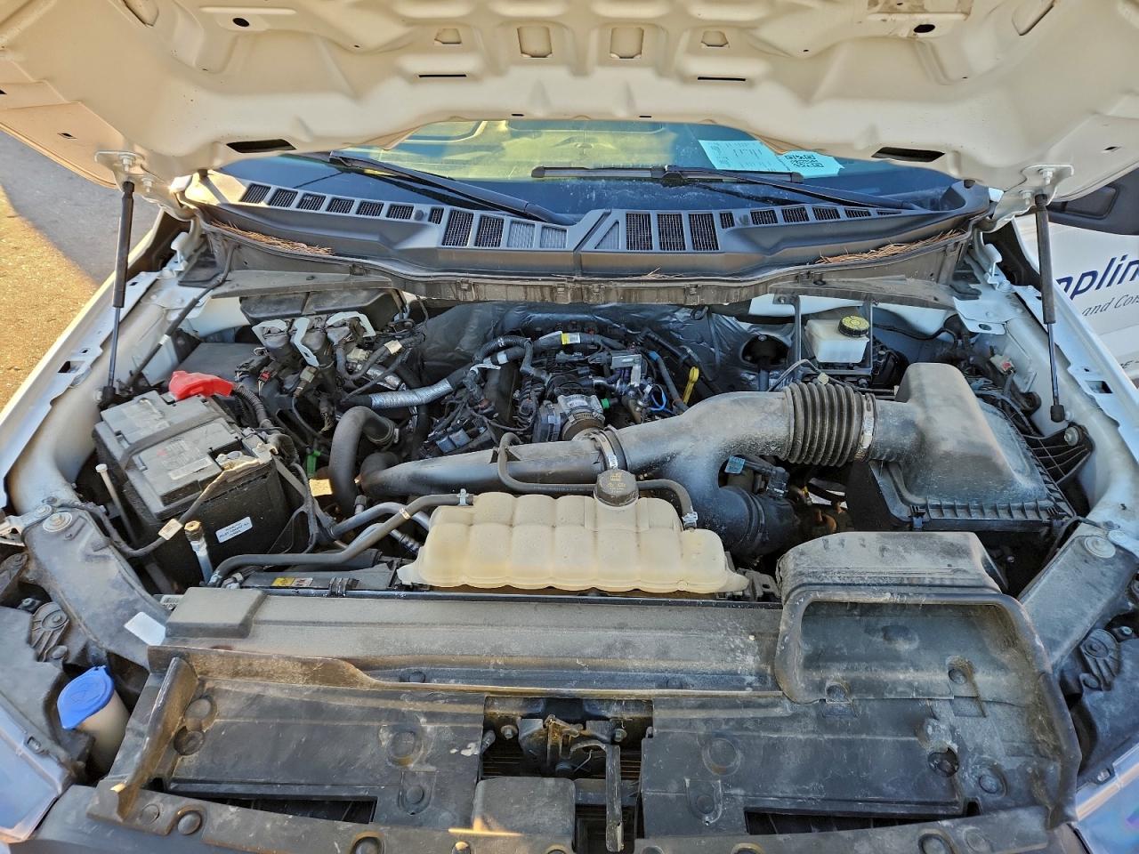 Ford F-150 Super Cab Image 10