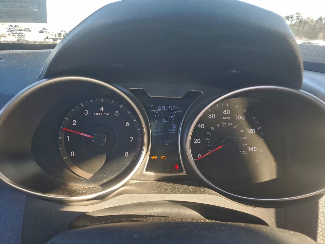 Hyundai VELOSTER Image 7