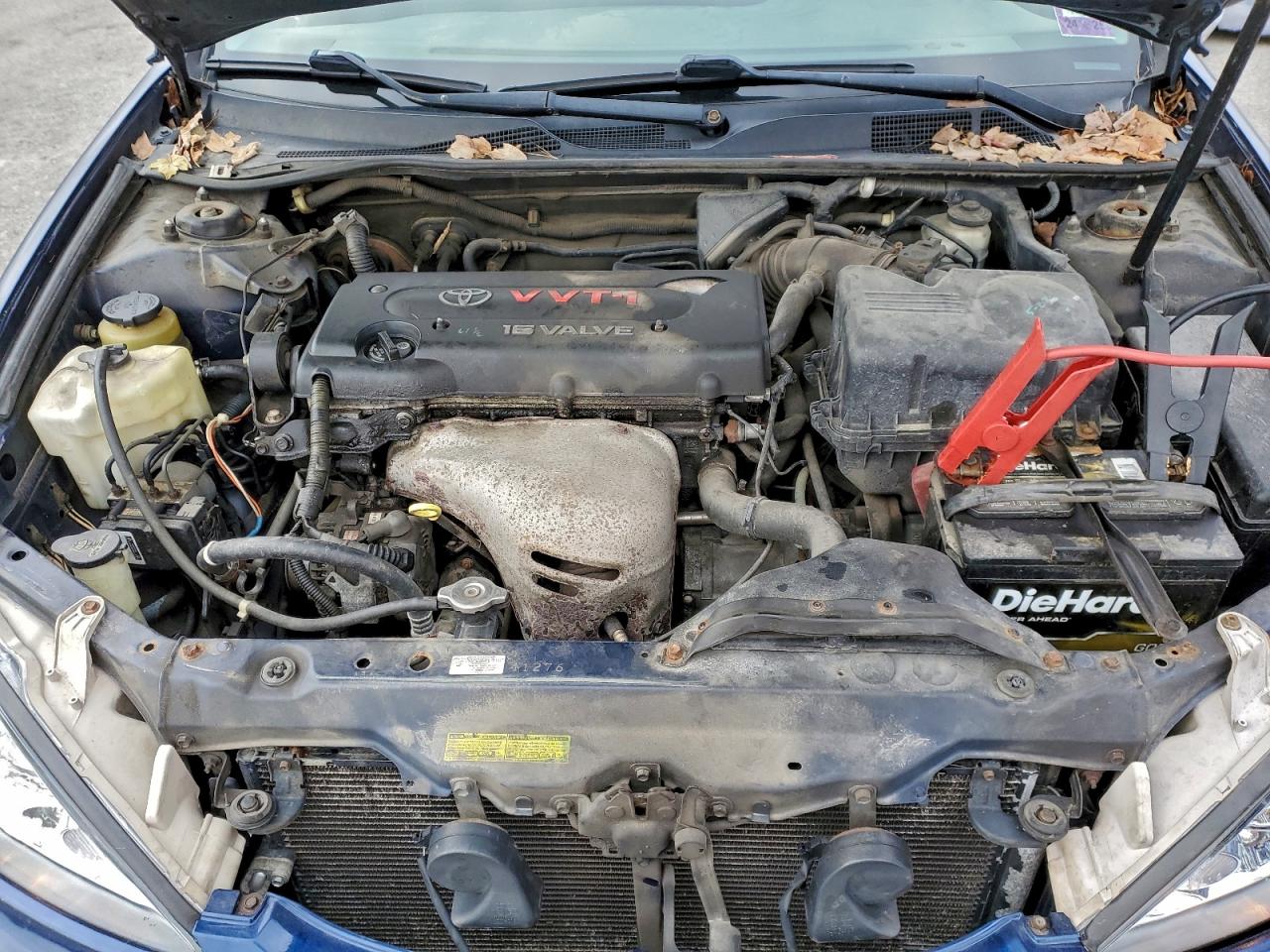 Toyota Camry Le Image 11