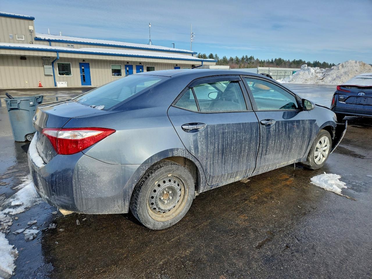 Toyota Corolla L Image 5