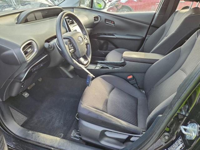 Toyota Prius Le Image 10