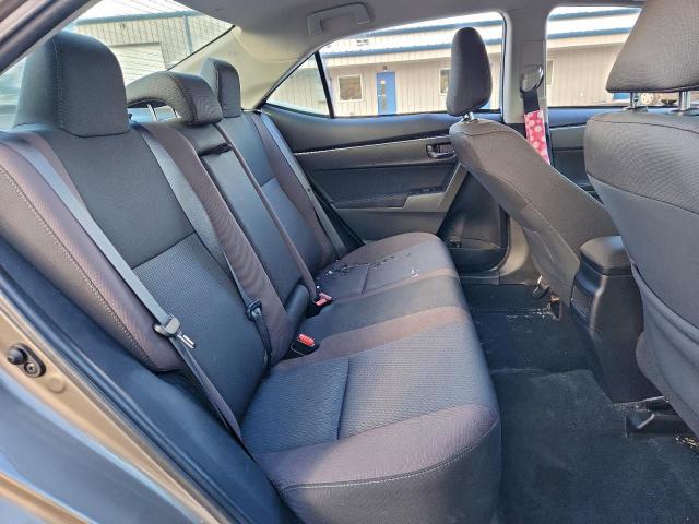 Toyota Corolla L Image 9