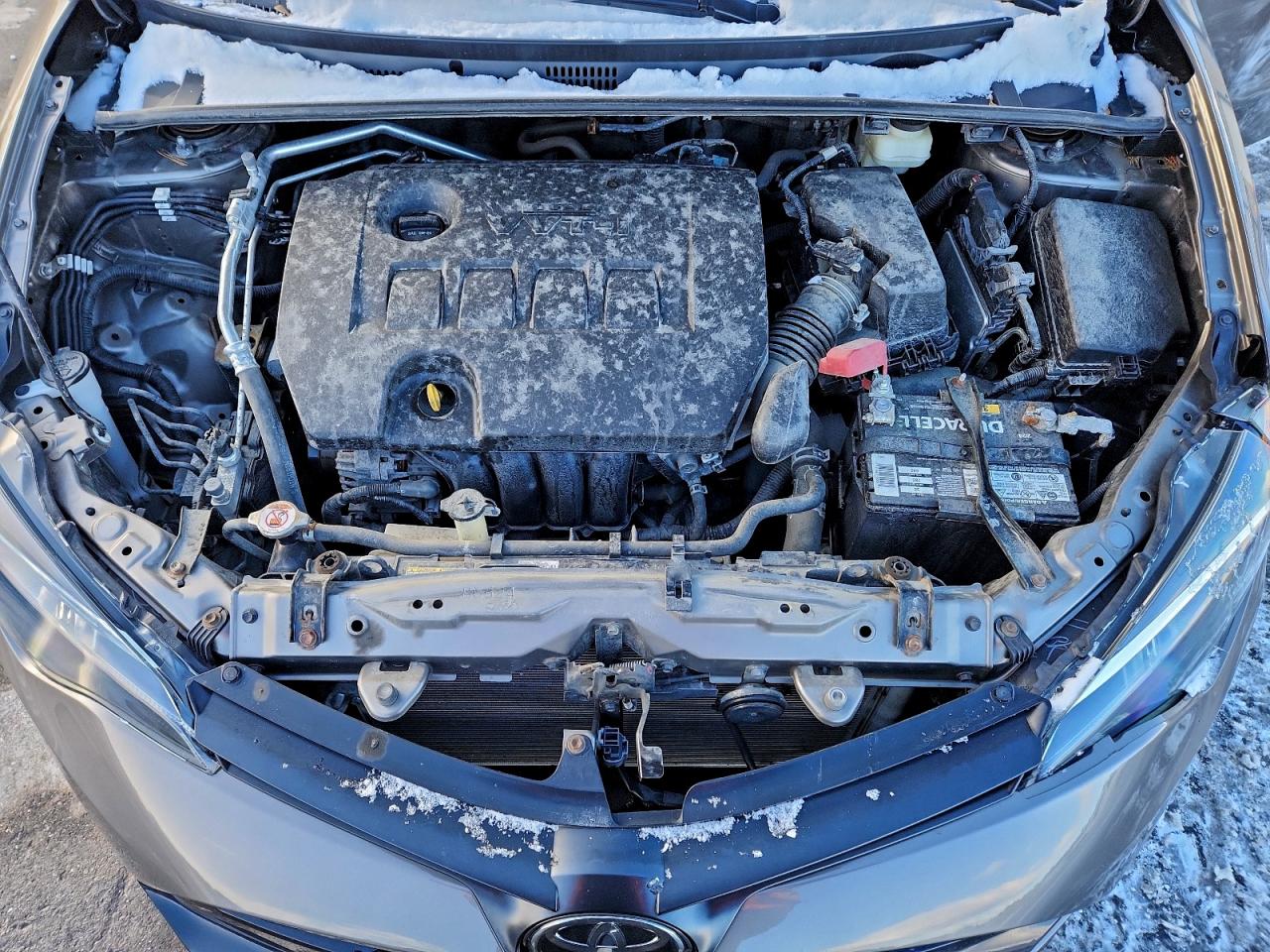 Toyota Corolla L Image 12