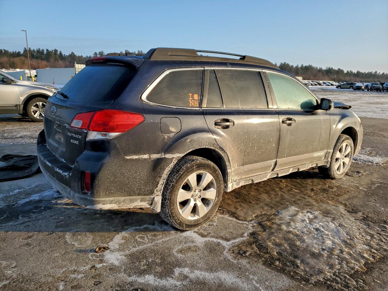 Subaru Outback 2.5i Limited Image 9