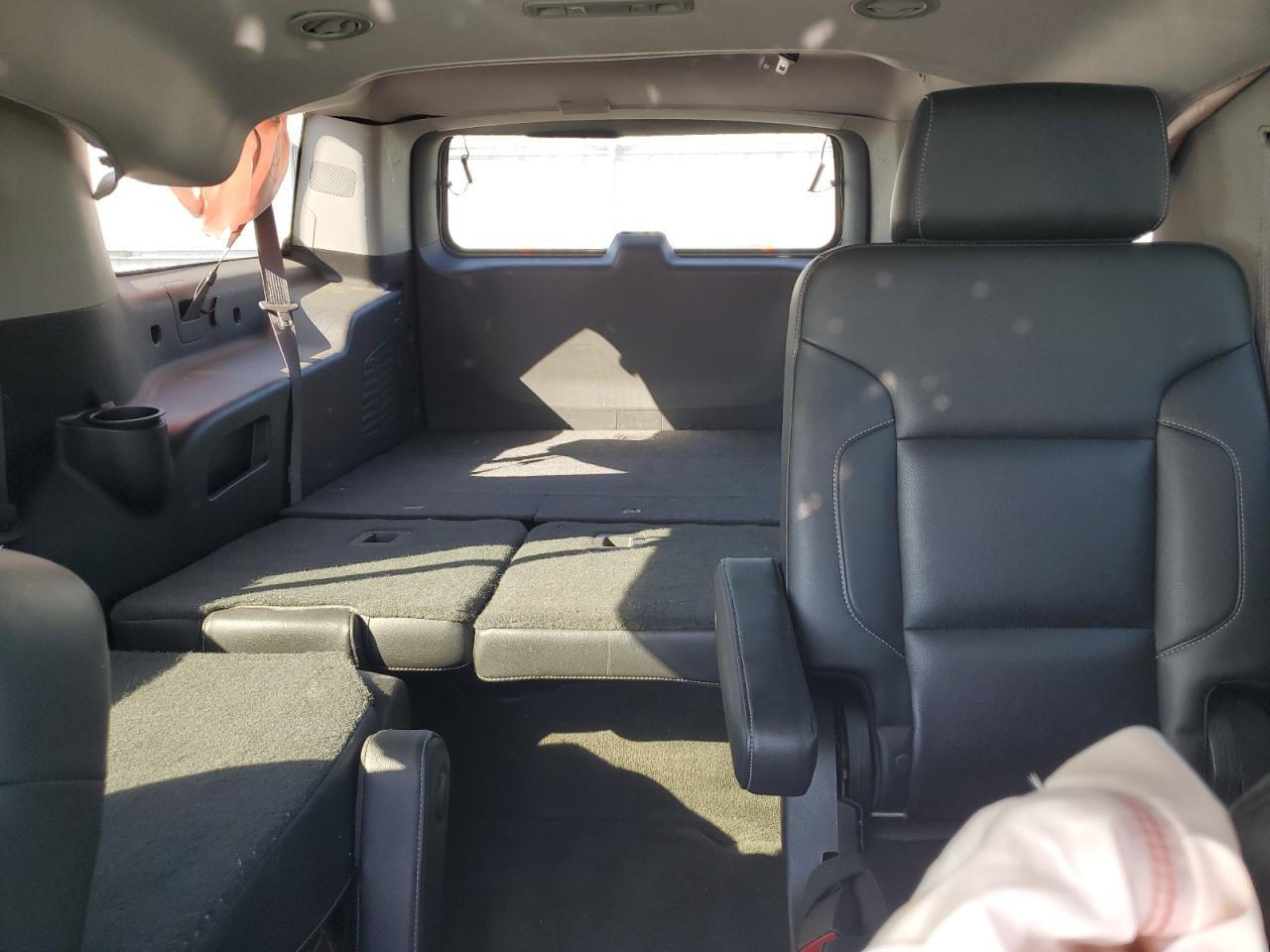 GMC Yukon K1500 Slt Image 9