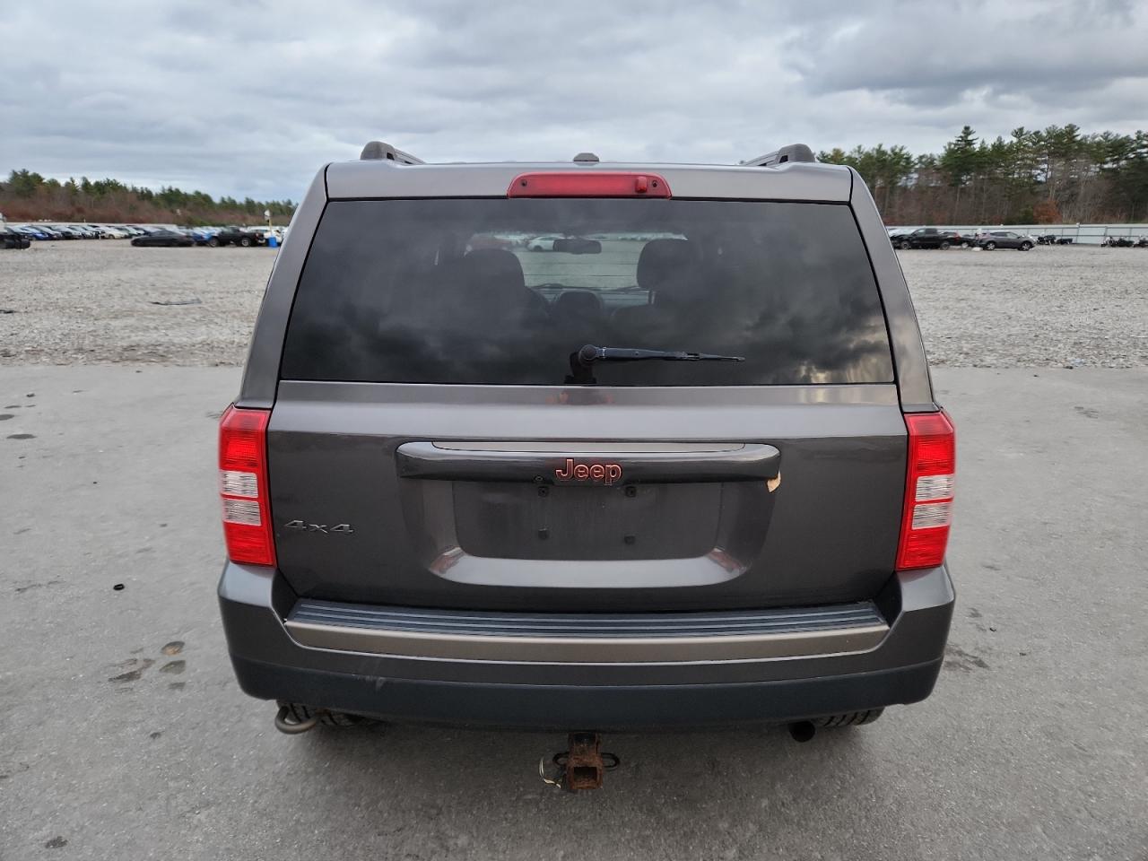 Jeep Patriot Sport Image 6