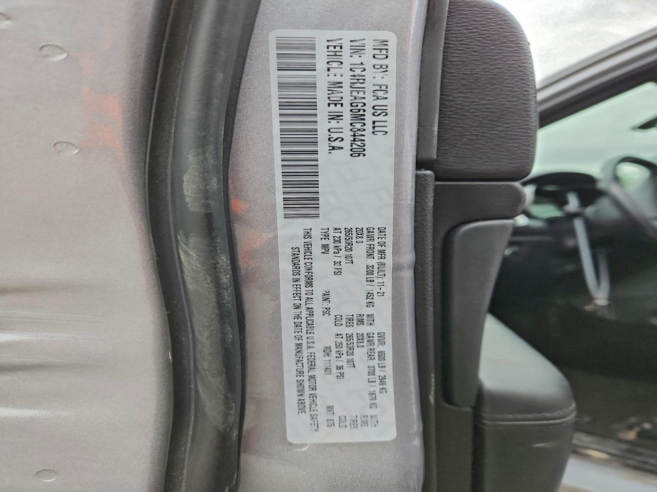 Jeep Grand Cherokee Laredo Image 10