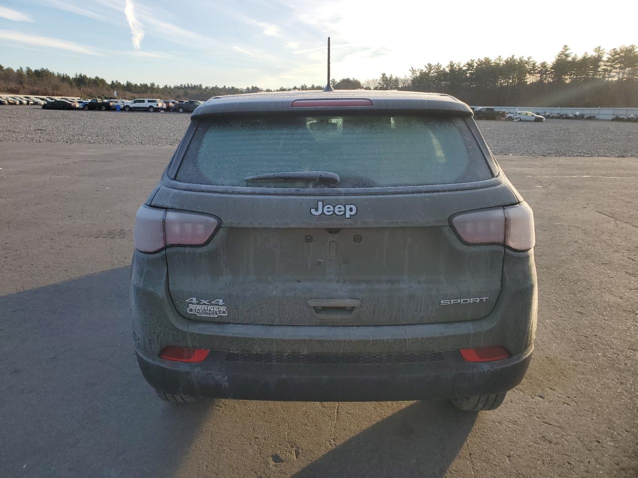 Jeep Compass Sport Image 13