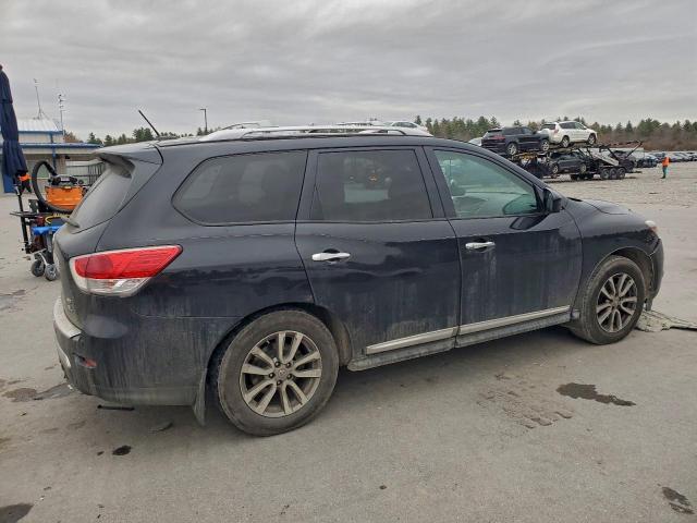 Nissan Pathfinder S Image 9