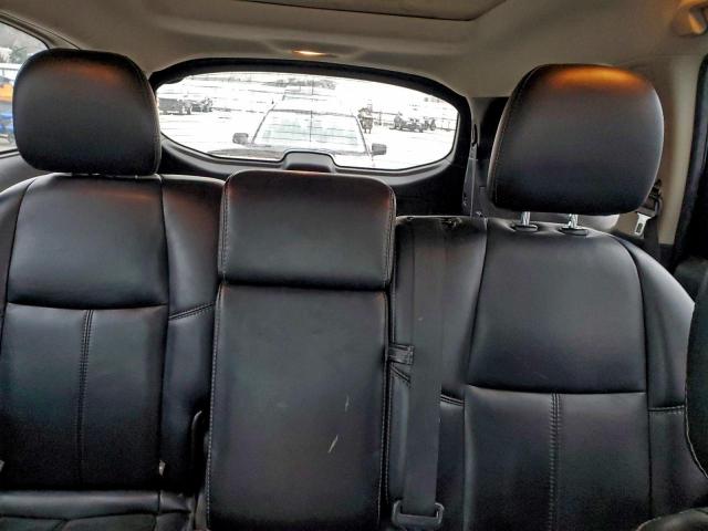 Nissan Pathfinder S Image 8