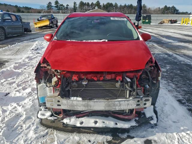 Toyota Prius Image 12