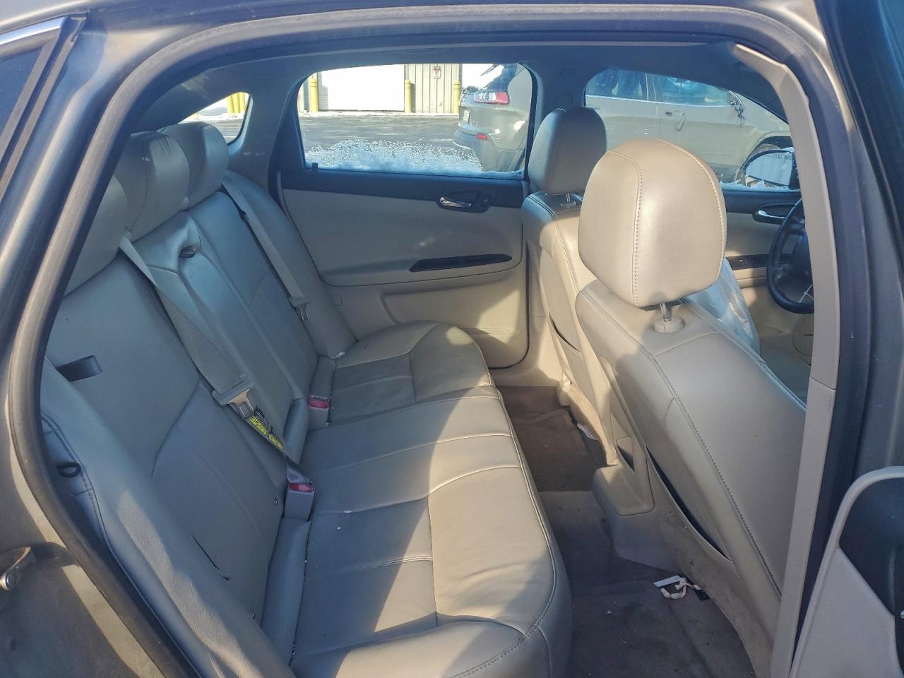 Chevrolet Impala Ltz Image 9