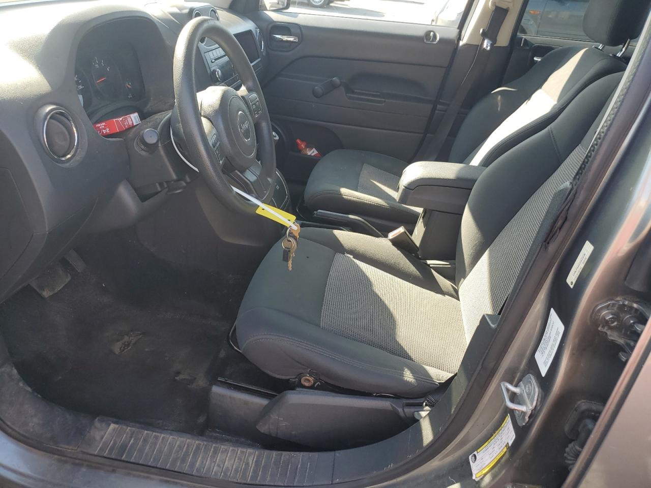 Jeep Patriot Sport Image 11