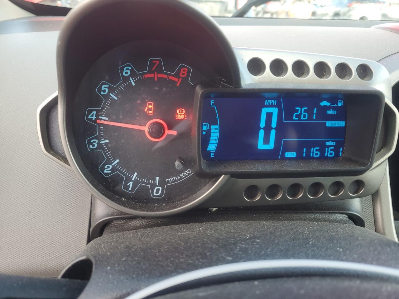 Chevrolet Sonic Lt Image 9