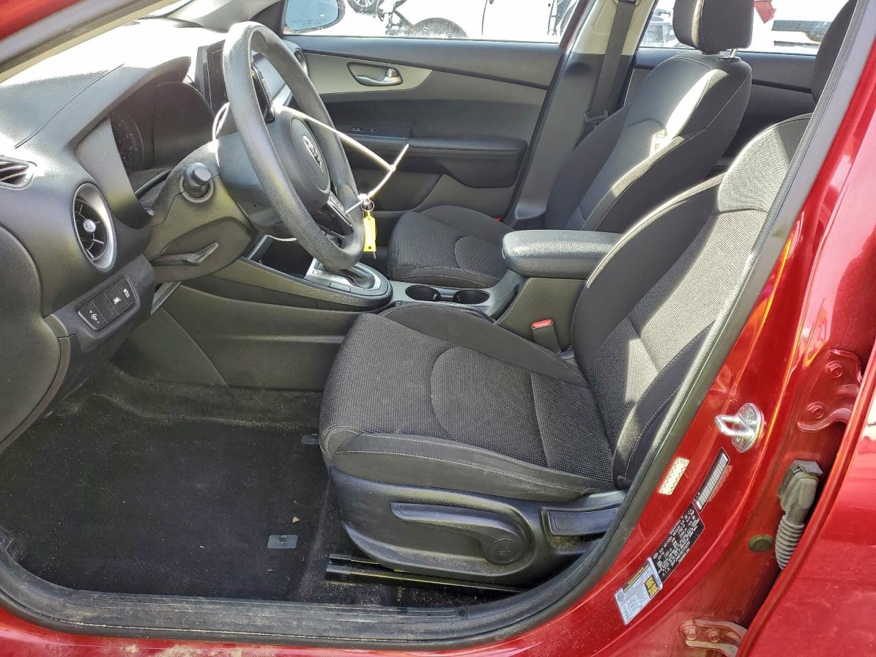 Kia Forte Fe Image 11