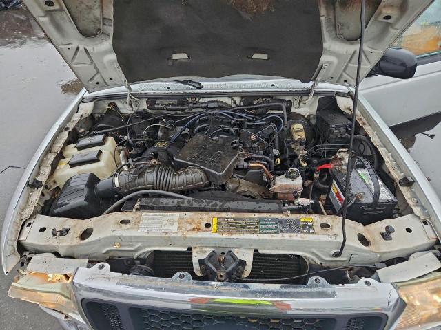 Ford Ranger Super Cab Image 3