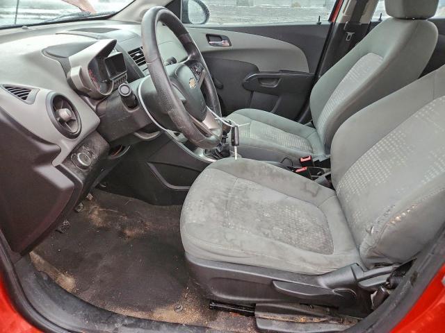 Chevrolet Sonic Ls Image 2