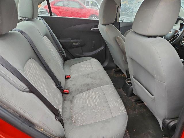 Chevrolet Sonic Ls Image 10