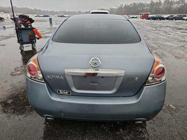 Nissan Altima Base Image 5
